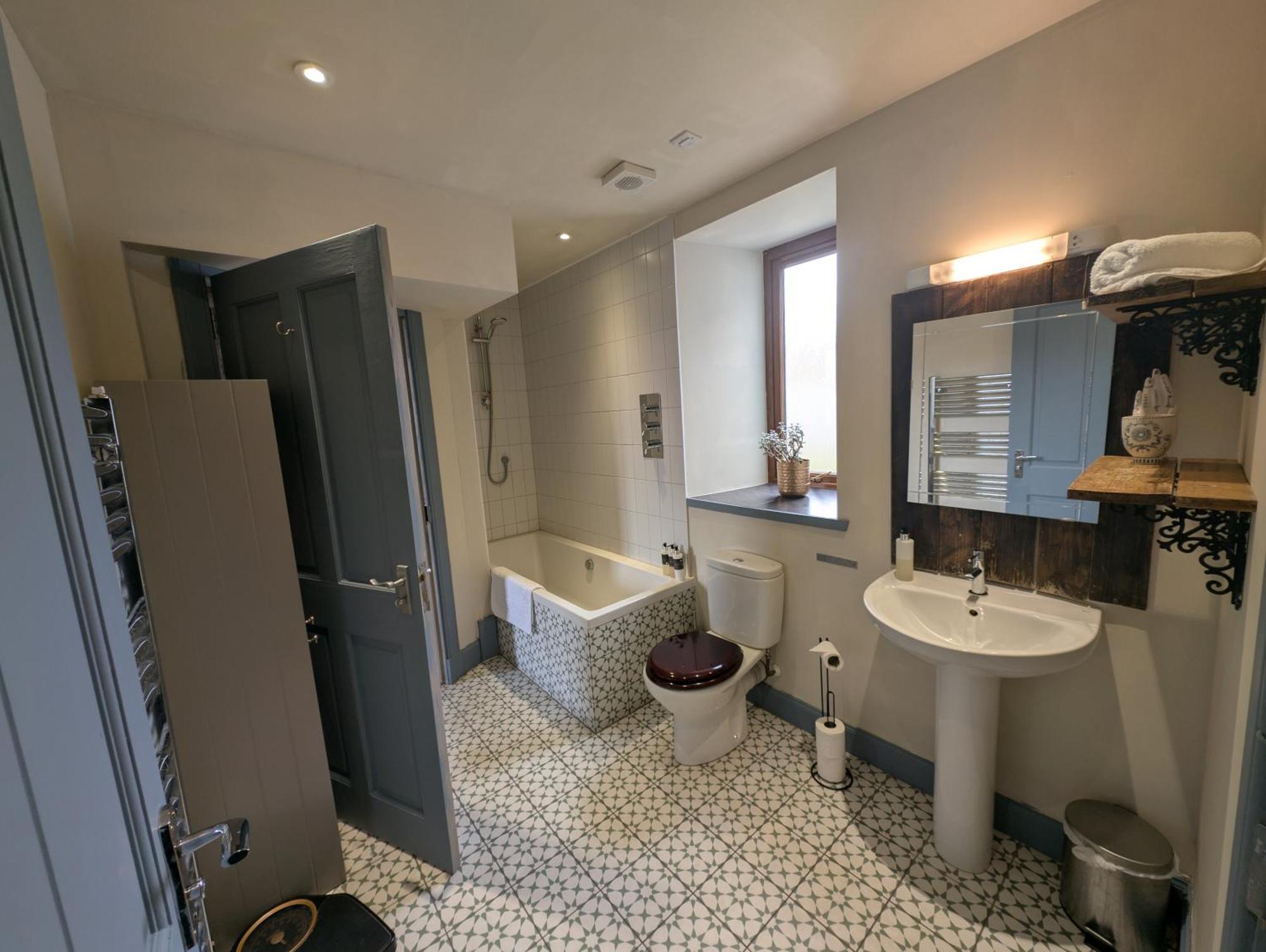 Jacobite By The House Of Danu Villa